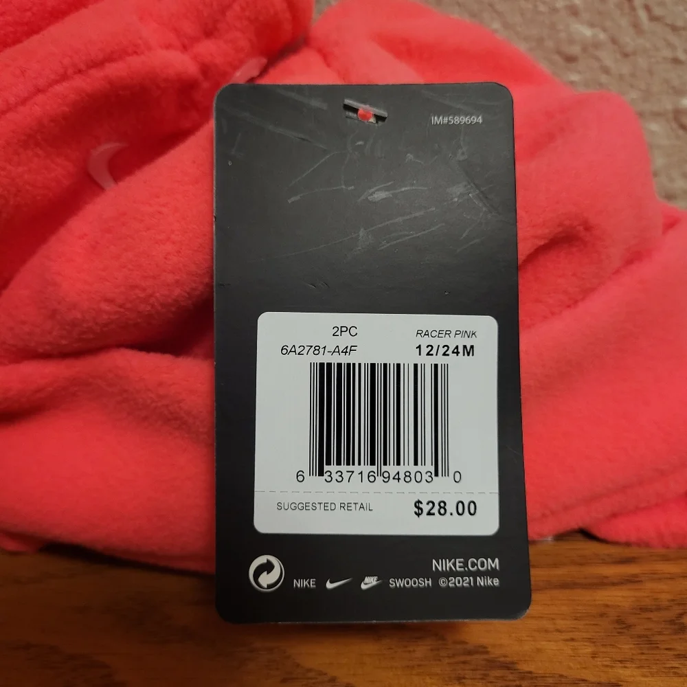 NWT Nike Infant Pink Fleece Hat and Mittens